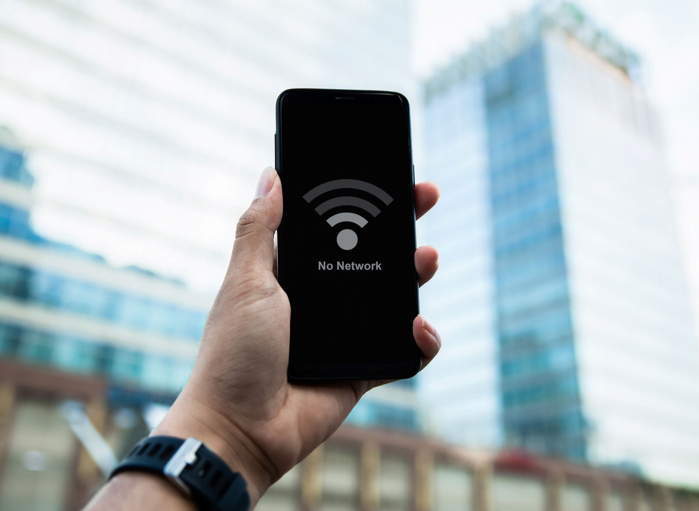 Exploring the Benefits of WiFi-Free Cameras
